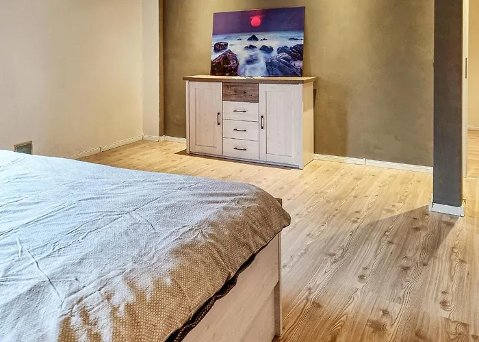 2 Bedroom Cozy In Apartament *