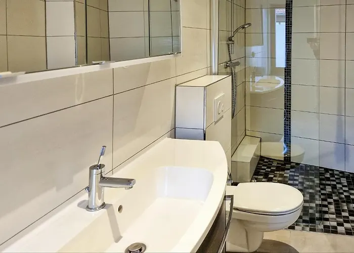 2 Bedroom Cozy In アパート *